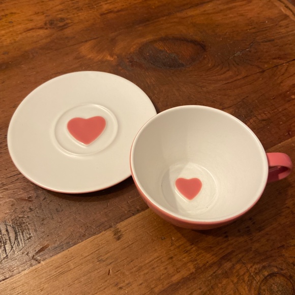 Vintage ( circa 2005) Starbucks heart coffee cup and saucers - Picture 2 of 4
